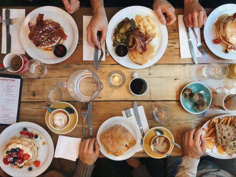 SERVE BREAKFAST TO BOOST YOUR RESTAURANT'S SALES